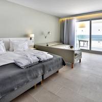 Studio with Free Private Shared Pool (2 Adults + 1 Child)