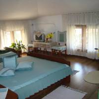 Triple Room with Pool View