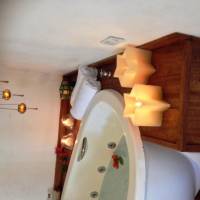 Master Bungalow with Spa Bath