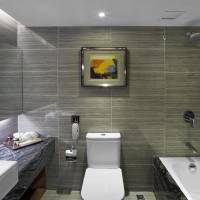 Deluxe Queen Suite