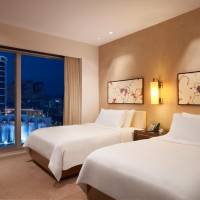 Grand Suite Fountain View Twin 