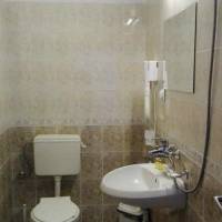 Twin Room with Private Bathroom