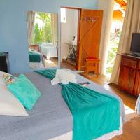 Queen Room with Spa Bath