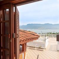 Master Double Suite with Spa Bath (Adults only)