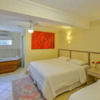 Master Suite with Spa Bath