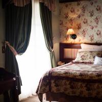 Superior Suite (2 Adults)