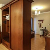 Suite - Upper Floor
