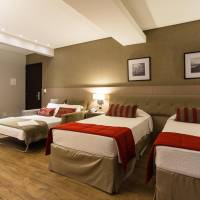 Premium Suite triple with twin bed