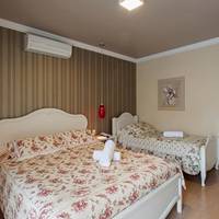 Luxury Triple Suite