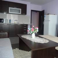 Apartment with Garden View