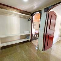 Chalet (4 Adults)
