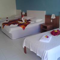 Triple Room with Garden View