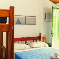 Bed in 6-Bed Mixed Dormitory Room with Shared Bathroom