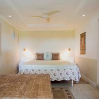 King Suite with Pool View