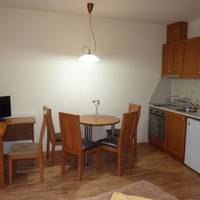 Studio (4 Adults)