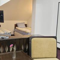 Basic Triple Room