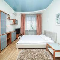 Two-Bedroom Apartment with Spa Bath - Lenina 9