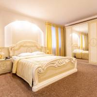One-Bedroom Apartment (2 Adults)