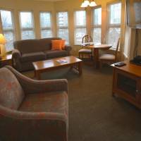 One-Bedroom King Suite