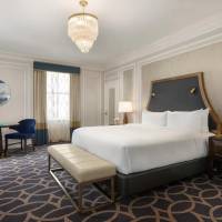 Fairmont Gold Grand Room with King Bed