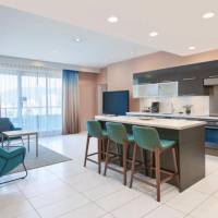 1 Bedroom Penthouse Suite, 1 King, Sofa bed, Top floor