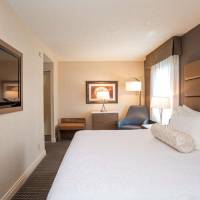 Suite, 1 King Bed, Non Smoking, Balcony (with sofabed)