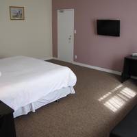 One-Bedroom Suite with Sofa Bed