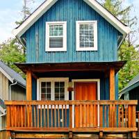 Two Bedroom Cottage B (Hot Tub + Forest View)
