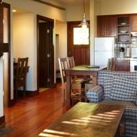 Deluxe One-Bedroom Suite