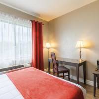 Economy Queen Room