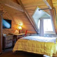 Superior Attic Room