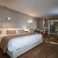 William Suite