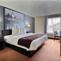 One King Bedroom - Non Smoking