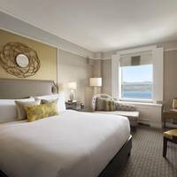 Deluxe King Room with River View