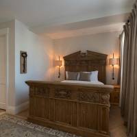 Queen Room in Penthouse 4