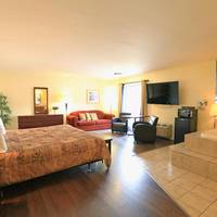 King Suite with Spa Bath