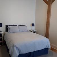 Bluenose & Griffon Deluxe Apartment