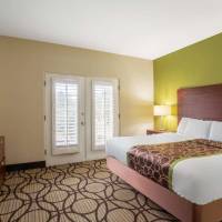 Deluxe Executive King Room - Non-Smoking