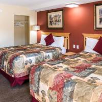Deluxe Queen Room with Two Queen Beds