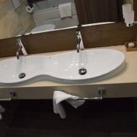 Deluxe One-Bedroom Apartment (2 Adults + 2 Children)