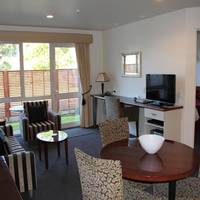 Executive One-Bedroom Apartment