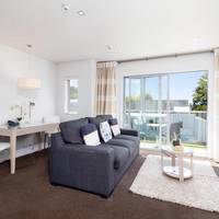 One Bedroom Ambassador Spa Suite