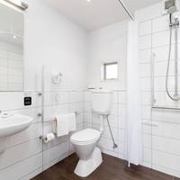 Standard Queen Studio – Disabled Access