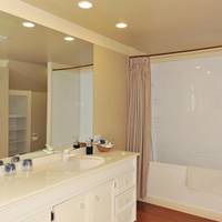 Suite with Spa Bath