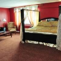 Honeymoon Suite