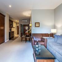 One-Bedroom Family Suite