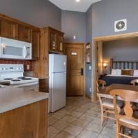 One-Bedroom Sunset Suite