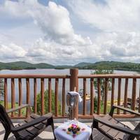 One-Bedroom Suite with Lake View