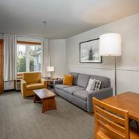 One-Bedroom Suite with Two Queen Beds