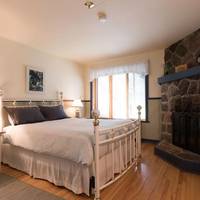 Executive Queen Room